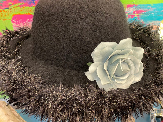 Garsinde - a fiercely poetic hat!