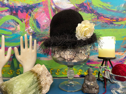 Frida... an art hat!